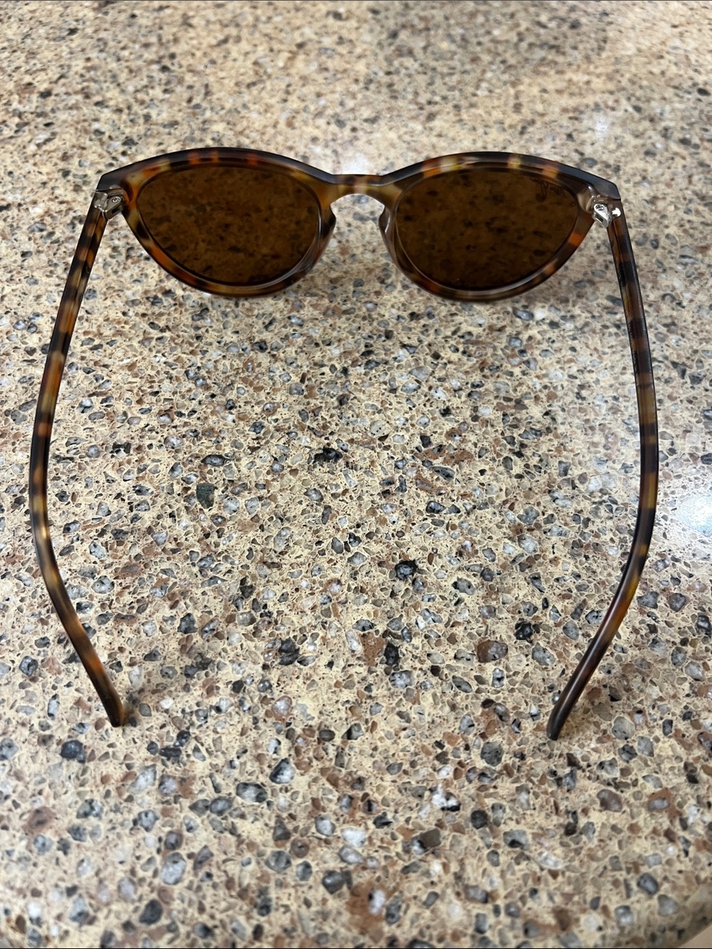 Maui Jim Tortoise Shell Frame Sunglasses with Brown Lenses - Picture 5 of 5